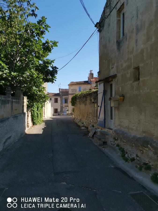 Charmante Maison En Provence Fontvieille Exterior foto